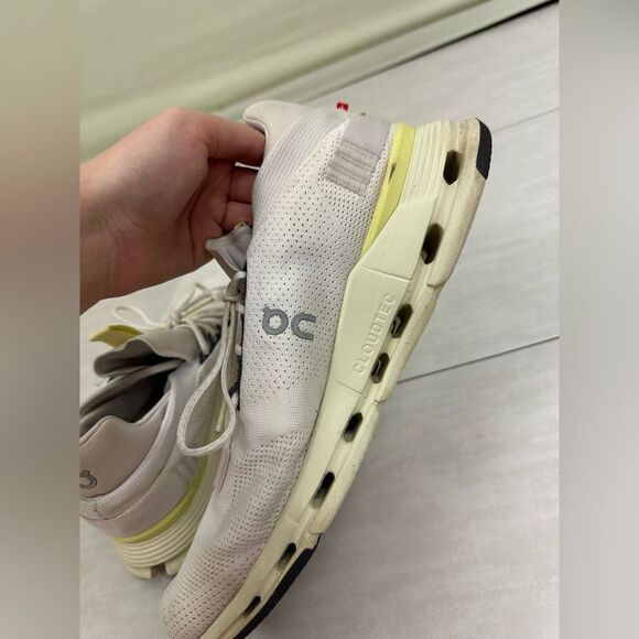 On Clouds Cloudnova White Green Men’s Atheltic Running Tennis Shoes 11 - Picture 8 of 9